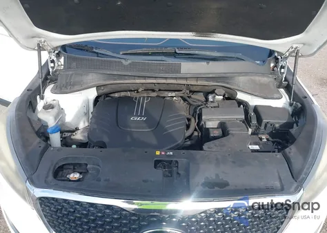 2016 Kia Sorento 3.3L Lx из США, поврежденный, VIN 5XYPGDA52GG014353